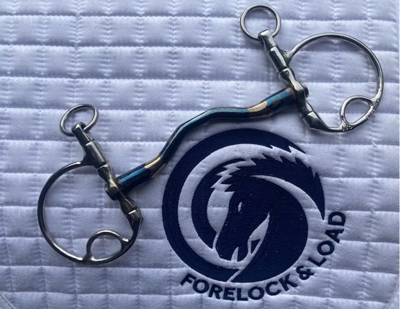 DC Morgan Happy Tongue Swivel Ex Demo-1