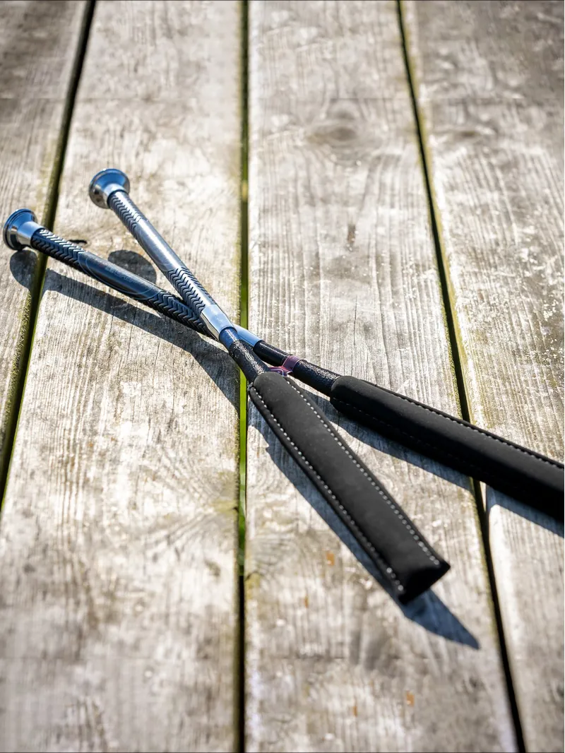 LeMieux Junior Pro Baton Cushion Whip Black-1