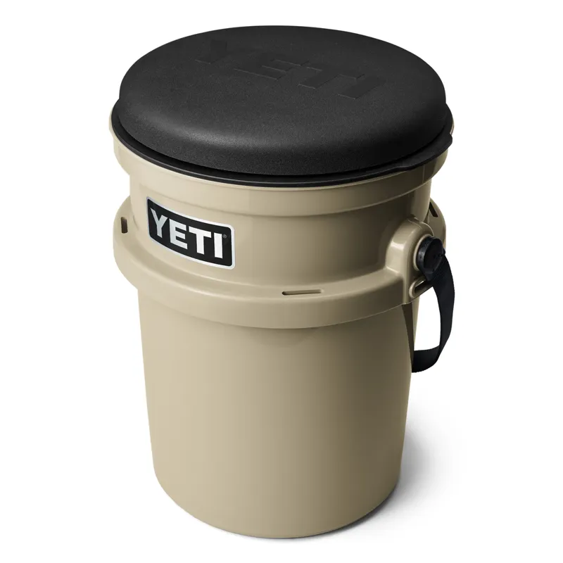 YETI LoadOut Bucket Swivel Seat Black-1
