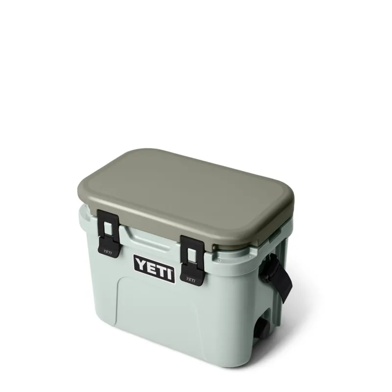 YETI Roadie 15 Cooler Ridgeline-1