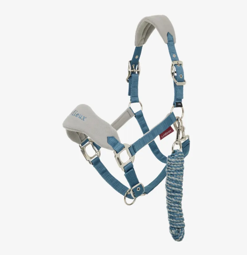 LeMieux Vogue Headcollar and Leadrope Ice Blue-1